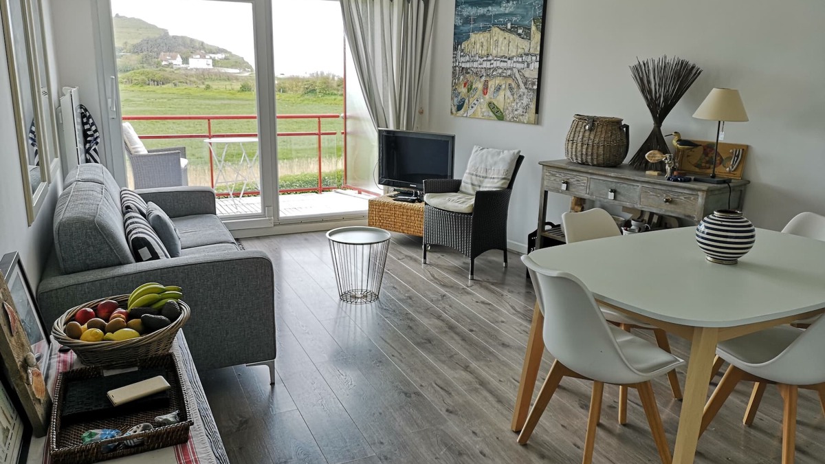 Criel-sur-Mer Apartment | Les Plus Hautes Falaises d' Europe