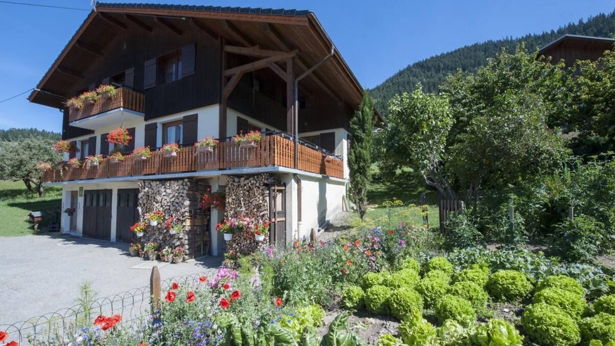 Feissons-sur-Salins House | LES PRAIRIES - FEISSONS SUR SALINS