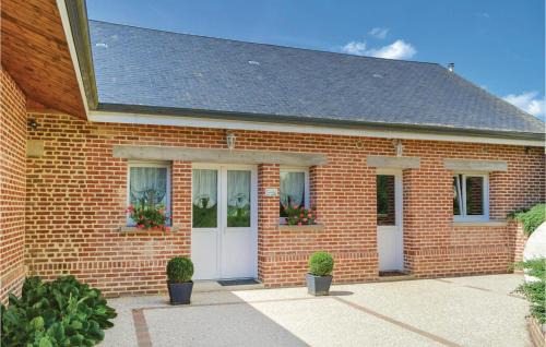 Roisel House | Les Renoncules Des Champs