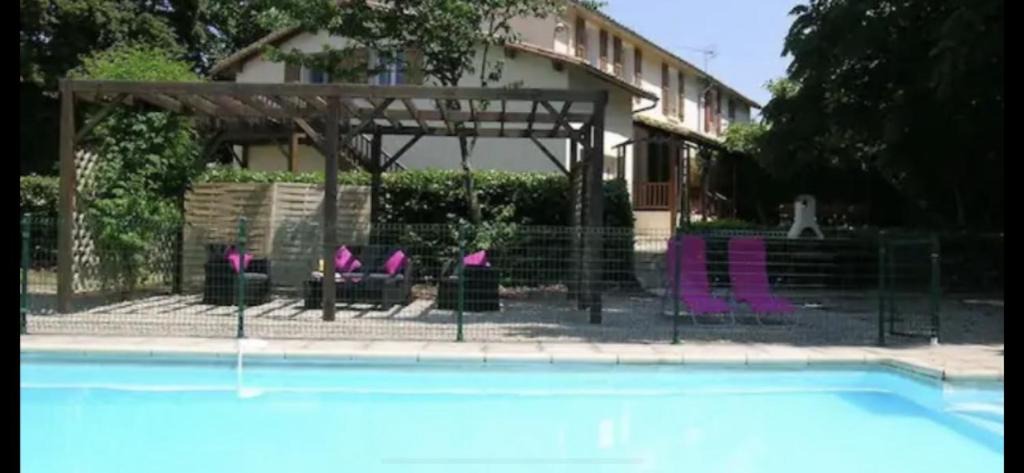Clussais-la-Pommeraie House | Les Roseries Boutique Gite