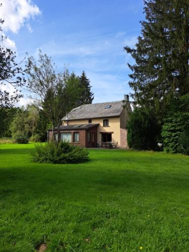Vencimont House | Les Ruisseaux
