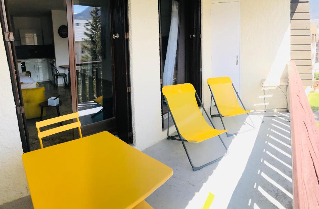 Embrun Apartment | les saluces N51