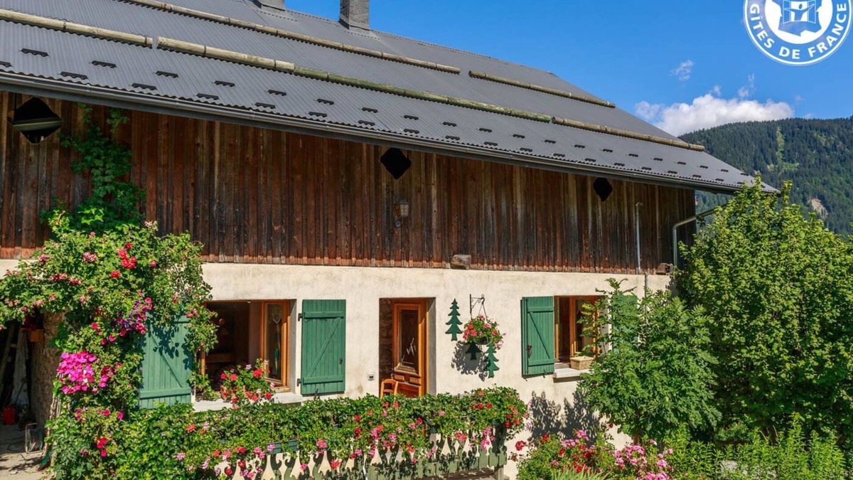 Le Cornix House | LES SAPINS - UGINE - Gîte