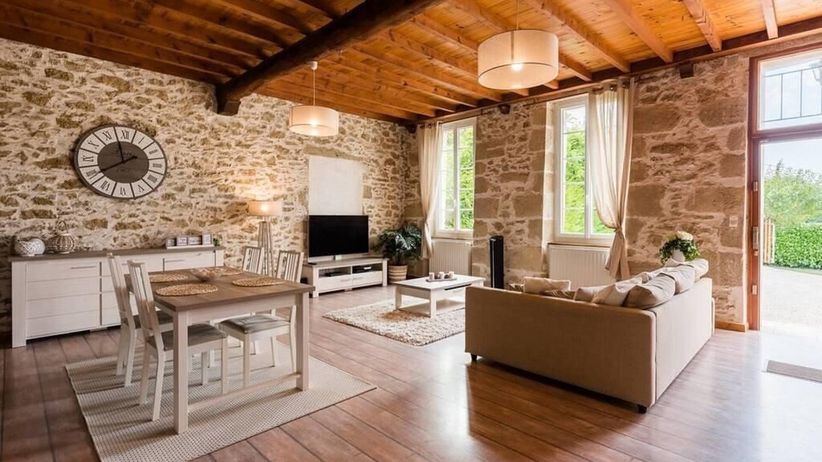 Saint-Felix-de-Foncaude House | Les Sources
