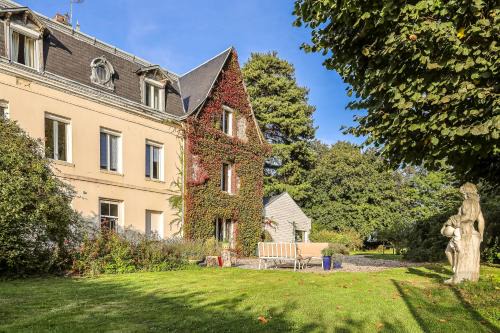 Saint-Laurent-de-Brevedent House | Les Sous Bois
