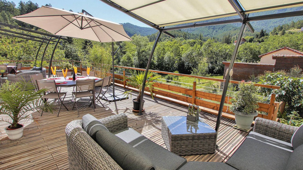 Espenel House | LES TERRASSES DU PIERRON
