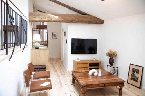 Alba-la-Romaine Apartment | Les Toits du Barry & Spa