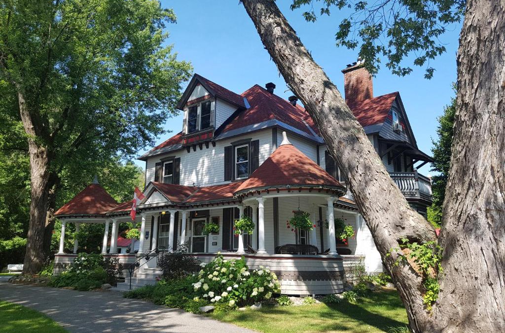 Wakefield Hotel | Les Trois Erables Boutique Inn