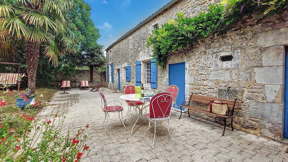 Sainte Gemme House | Les Vidalières by Interhome