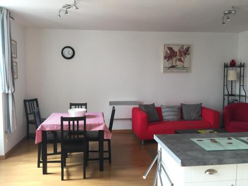 Bagnizeau House | Les Vieilles Ombres