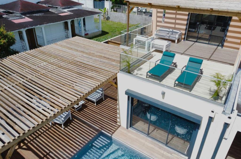 Destrellan Villa | Les Villas Jasmin Standing Piscine Chauffée Jacuzzi 5 Ch 14 Pers