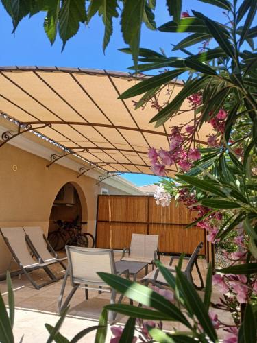 Aregno House | Les Villas Maristella, Villa Oriente