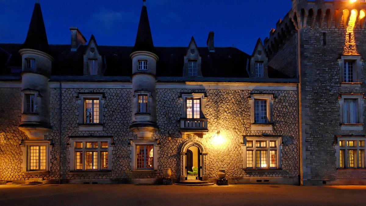 Marthon House | Less than 2 hrs from Paris - Sleeps 26