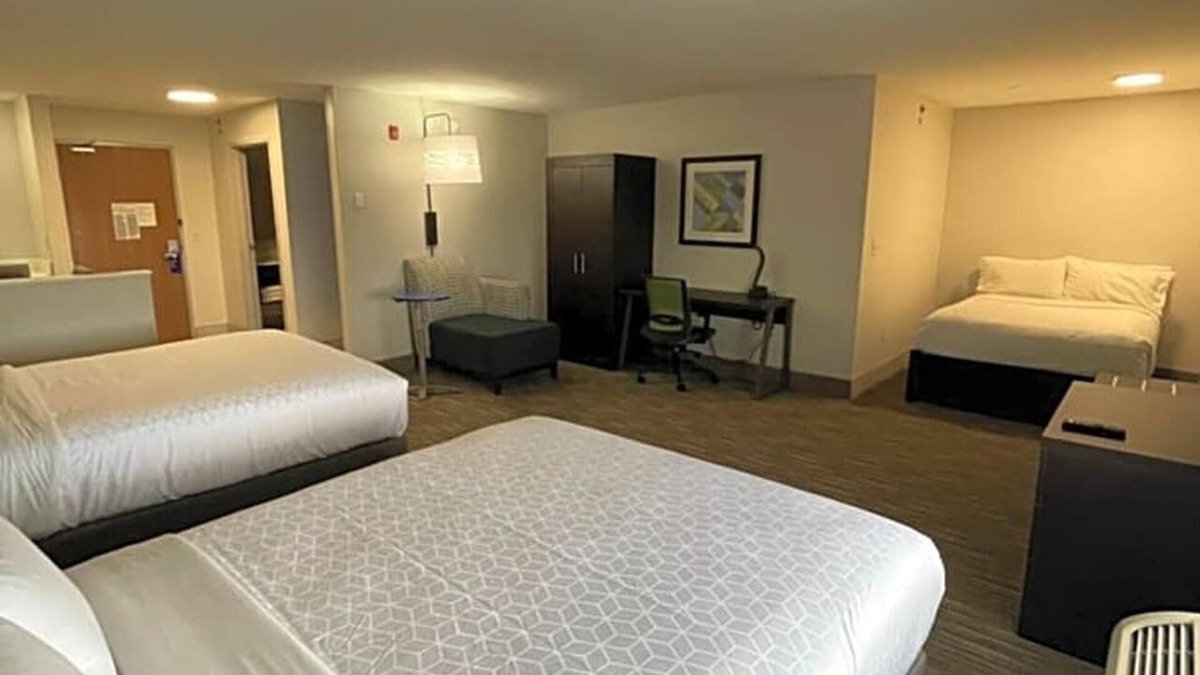 Las Vegas Apartment | Less than a minutes’ drive from Interstate 25, this Las Vegas .