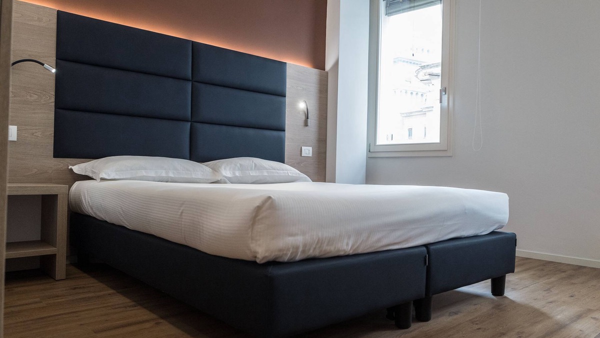 Ferrara Historic Centre House | Letto A Castello