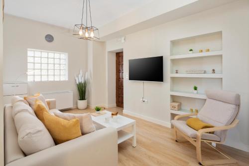 Molos Apartment | Levante Homes