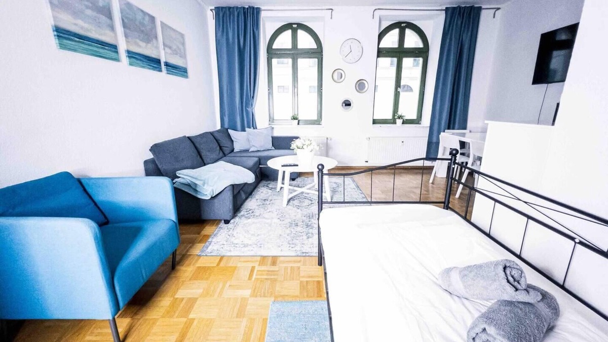 Zentrum-West Apartment | Levax Living - Stadion - Clarapark - 54qm