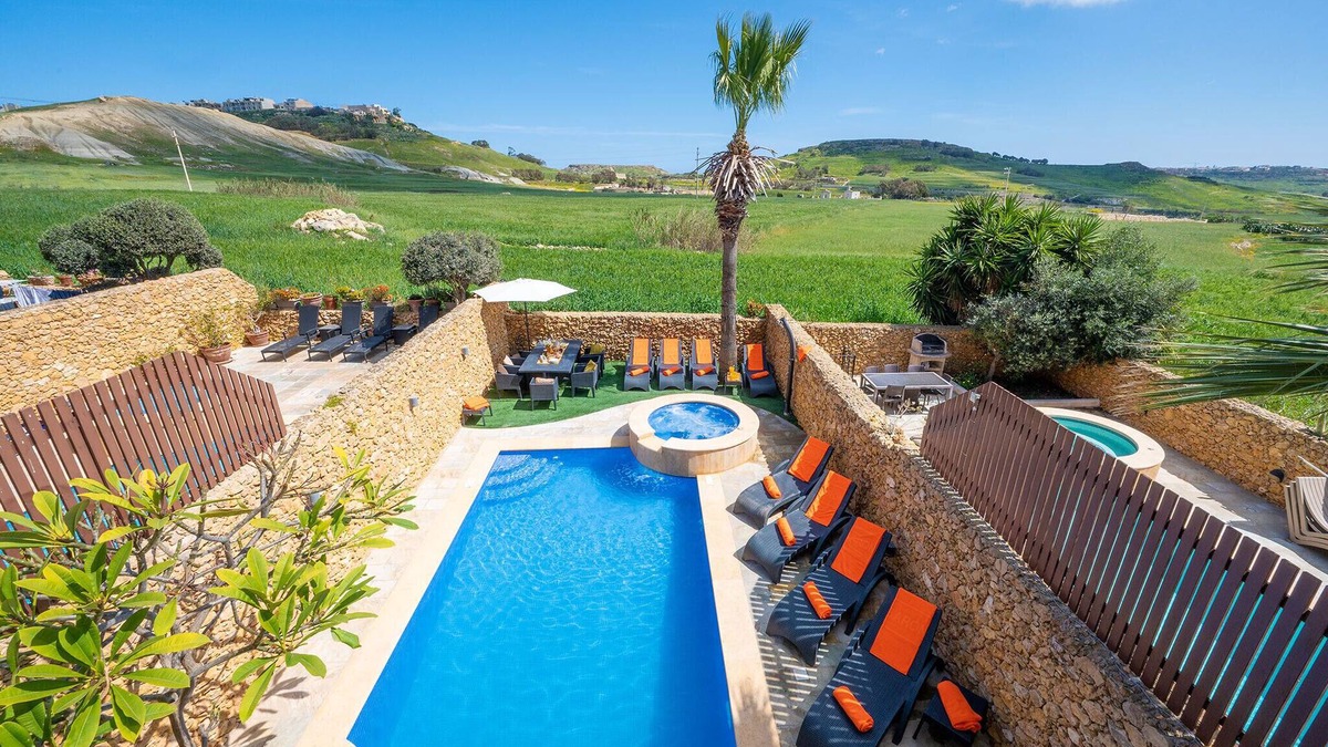 Ghasri Villa | Levecca 2 Holiday Home