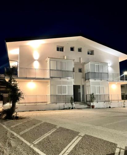 Avola Hotel | Leverblu House