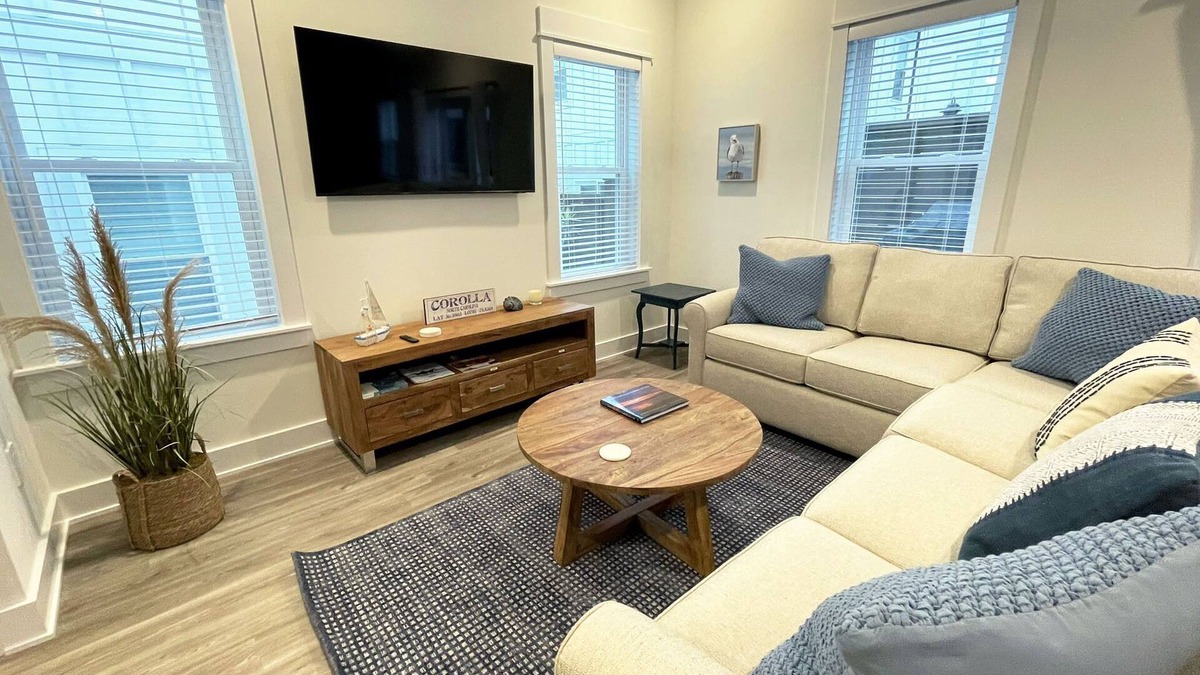 Corolla Village Condo | Lewis Villa - Beach Living in Corolla's Heart