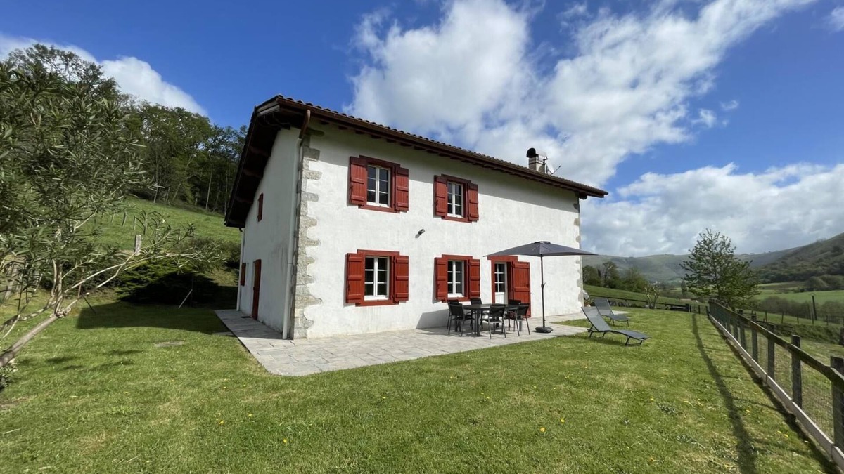 Ibarrolle House | Lexorua - Ibarrolle - Gîte