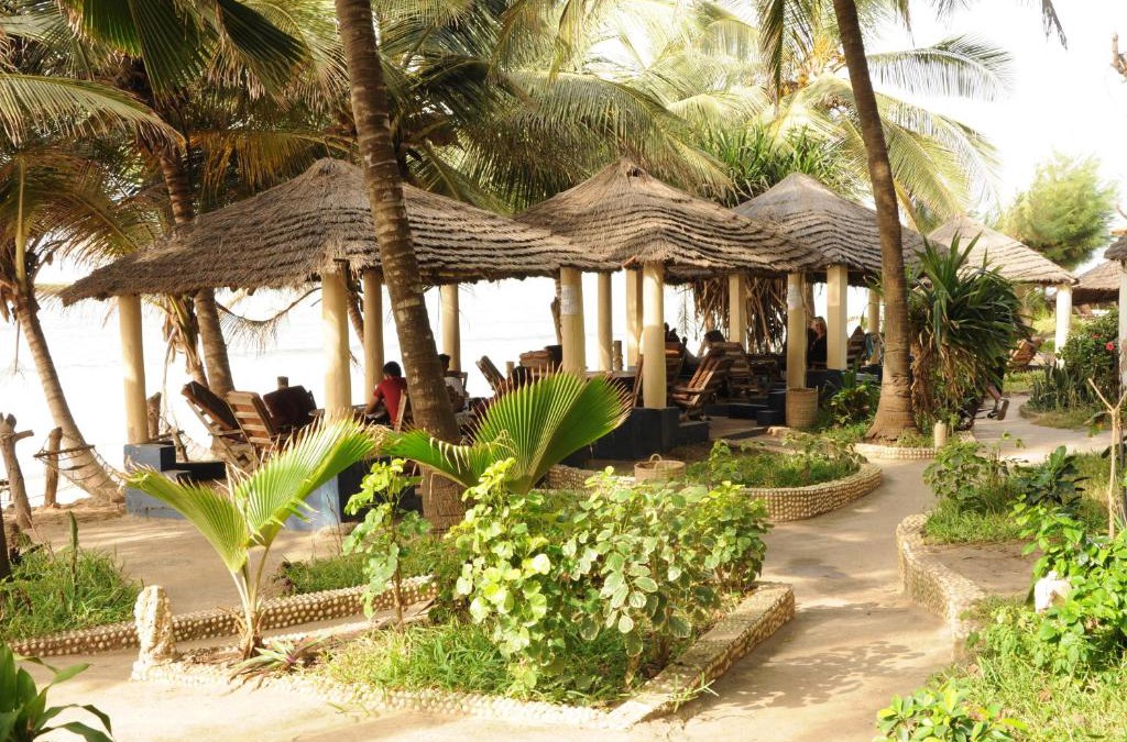 Fajara Hotel | Leybato Beach Hotel