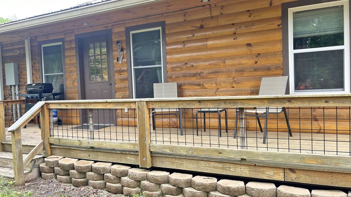 Whittier Cabin | Leyland Little Cabin