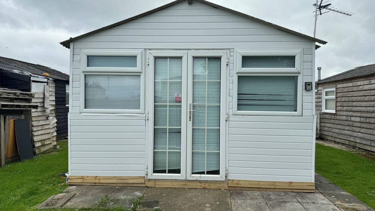 Warden Ski Chalet | Leysdown chalets