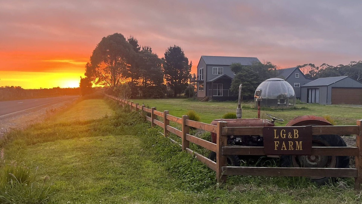 Fish Creek House | LGB Farm - Family Friendly Holiday House - Close to Wilson Prom National Park