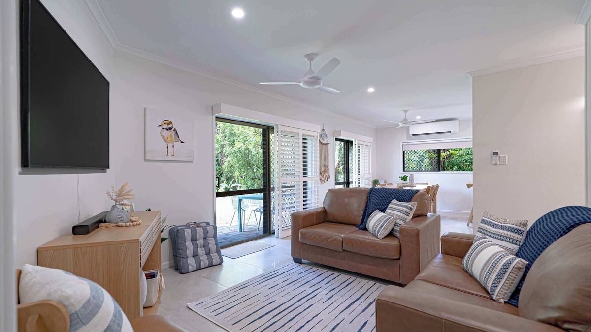 Mission Beach Apartment | Liana One Coastal Mission Vibe