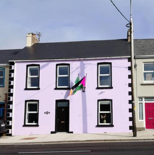 Drumacrin House | Liberty House - Bundoran seaside family & surfers holiday home