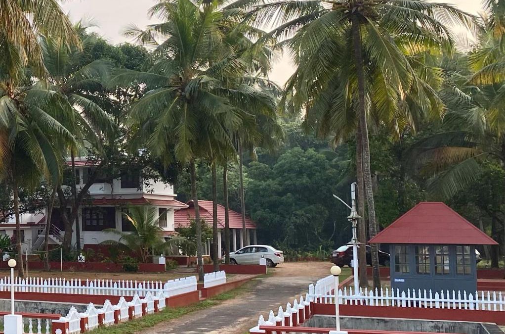 Kappad House | Liberty House - SeaView