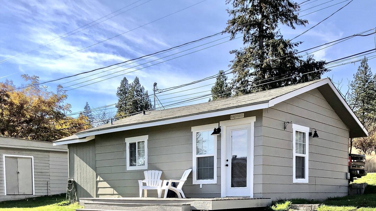 Liberty Lake Cottage | Liberty Lake Cottage With Lake View