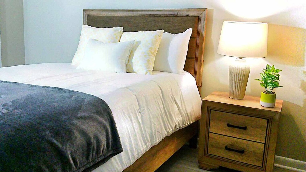 Pine Forest House | Liberty Towne- Conveniently located near I-95 and Fort Liberty