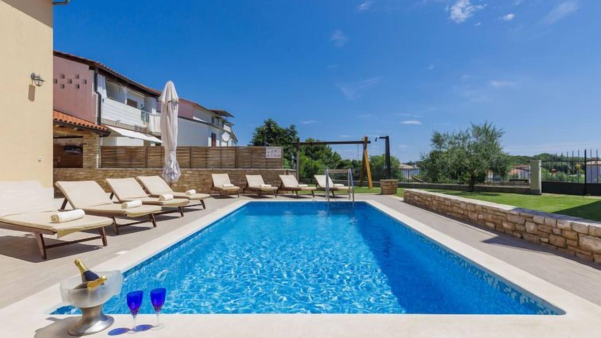 Stinjan House | Licardo by Interhome