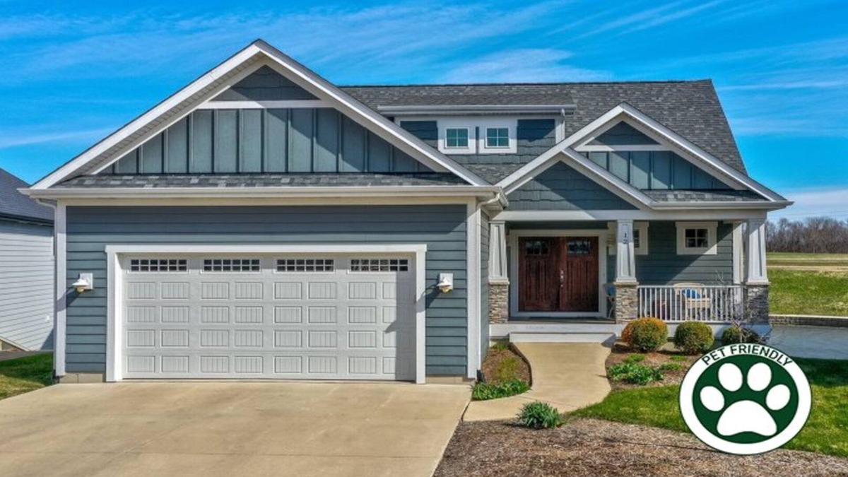 Ottawa House | License to Chill | 3 Bed, 3 Bath