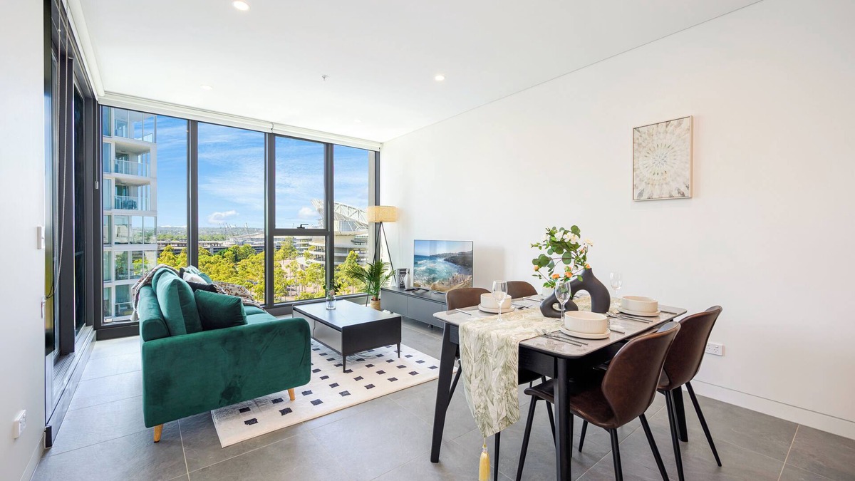 Lidcombe Apartment | Lidcombe Chic 1-bedroom with AC and WiFi in fantastic location