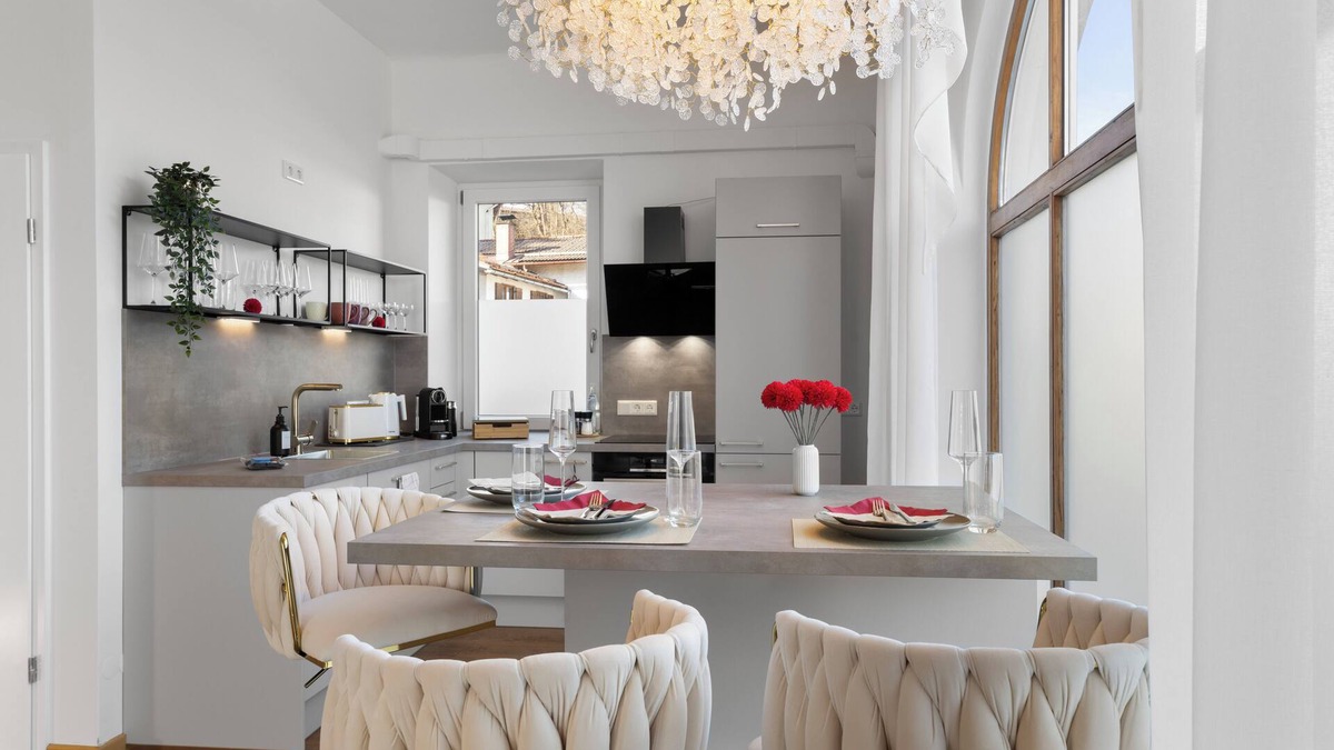 Miesbach Apartment | Liebelei Miesbach - Lovely design apartment near old town. 45 min to Munich