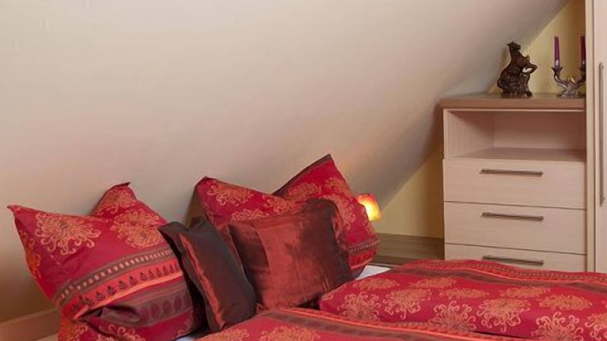 Viereth-Trunstadt Apartment | Liebevoll eingerichtete Dachgeschosswohnung (31qm) für 2 Personen