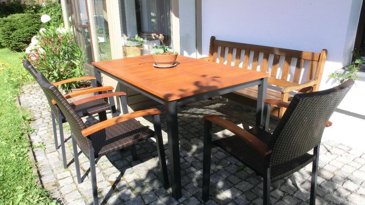 Finsterau Apartment | Liebevoll Eingerichtete Ferienwohnung mit Sauna im Schönen Erholungsort Finsterau