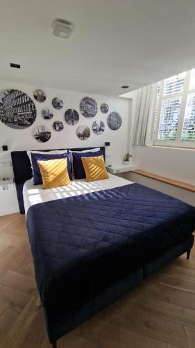 Oude Pijp Apartment | LIEV Amsterdam Cozy boutique suite in The Pijp