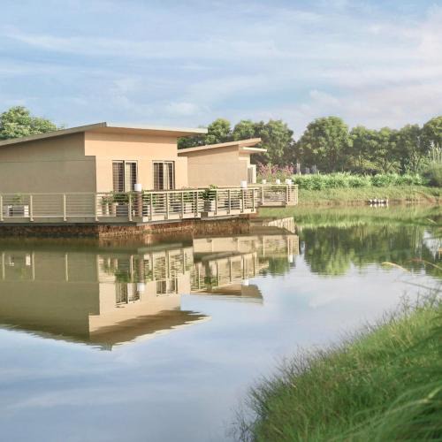 Kadi Resort | Life At REPOSE- Lake Villas Resort & Club