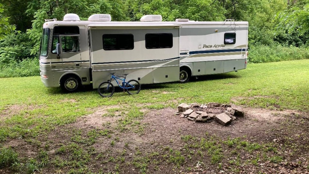 Fort Wayne House | Life got SIMPLE! Steps to Franke Park & Zoo! Central, yet NATURE at your door!