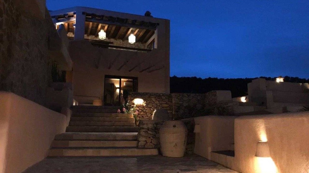 Puerto San Miguel Apartment | Life in Ibiza in the idyllic north of the island,