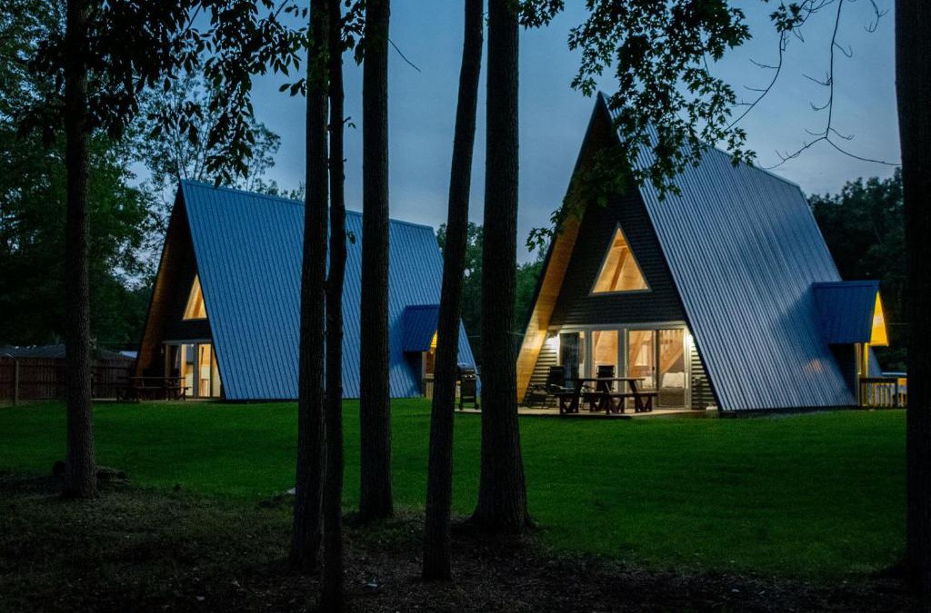 Au Gres House | Life's a Hoot