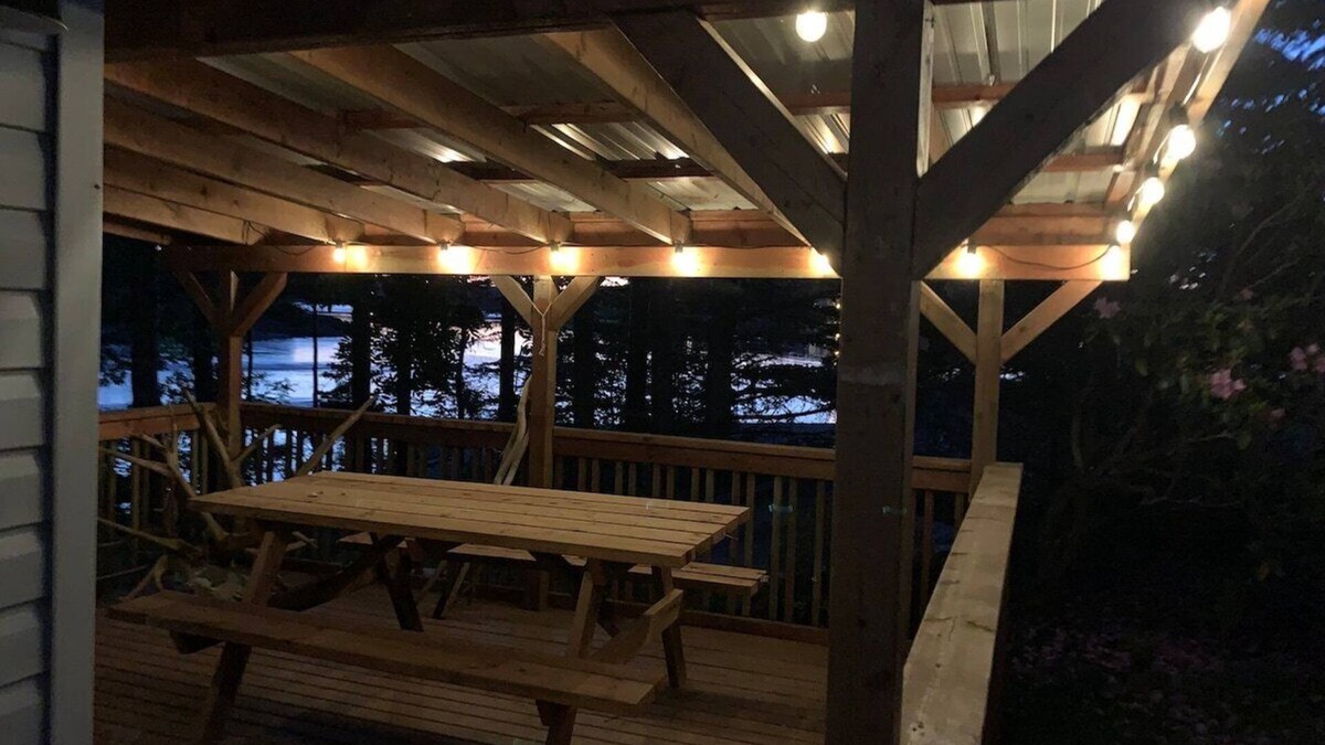 Canal House | Life's Better at the Cottage