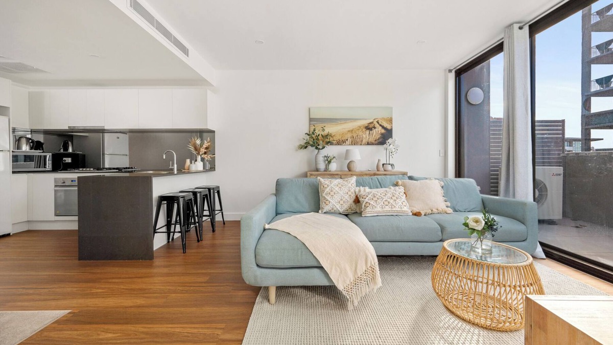 Newcastle Apartment | Lifestyle Location - WIFI Included