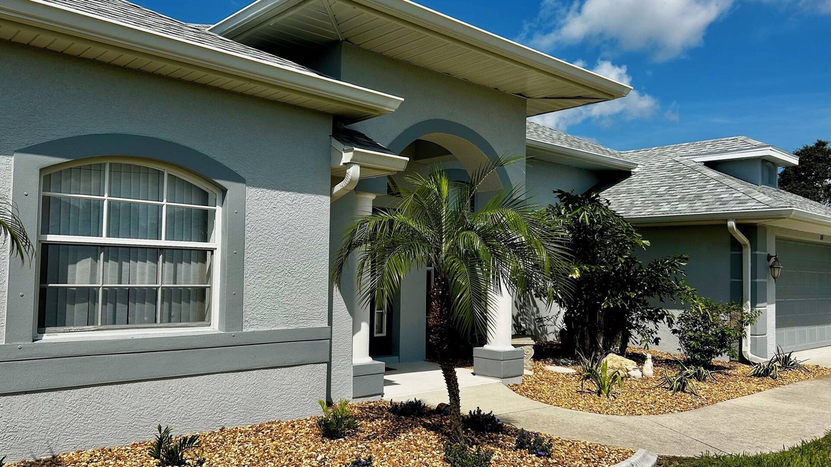 Pine Valley House | Light and airy, beautifully appointed 3 bed, 3 bath home with sunny pool & spa.