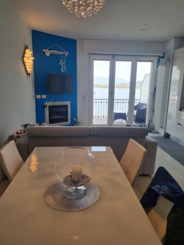 Dormelletto Apartment | Light Blu House