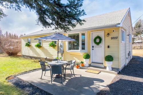 North Spokane House | Light Bright Stylish PRIVATE Home - Whitworth